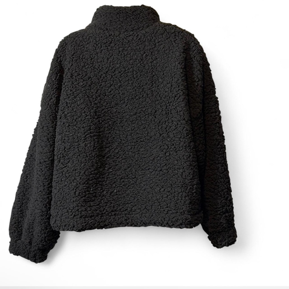 Fuzzy Teddybear Jacket‎ - Picture 3 of 13